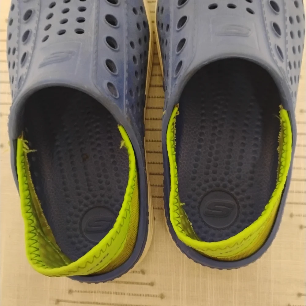 Skechers Kids Blue and Green Slip-On Shoes Foamies Guzman Steps Sneaker Size 12